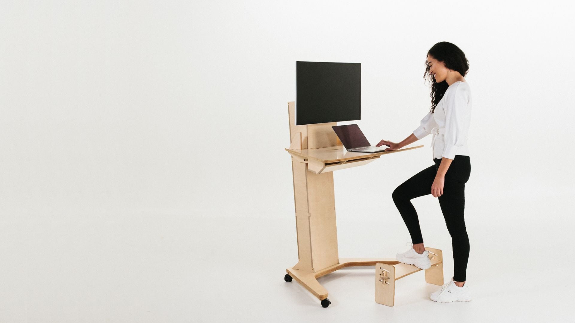 ergonomic standing desks